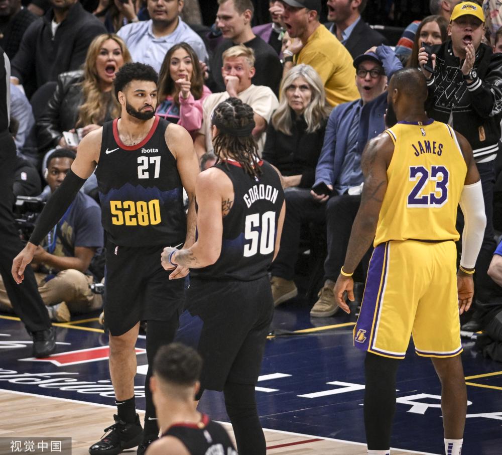 进入下半场 进入下半场